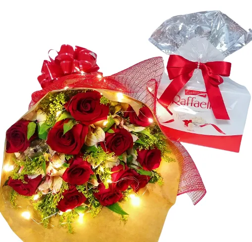 Buquê 12 Rosas Luz de Fada e RAfaello