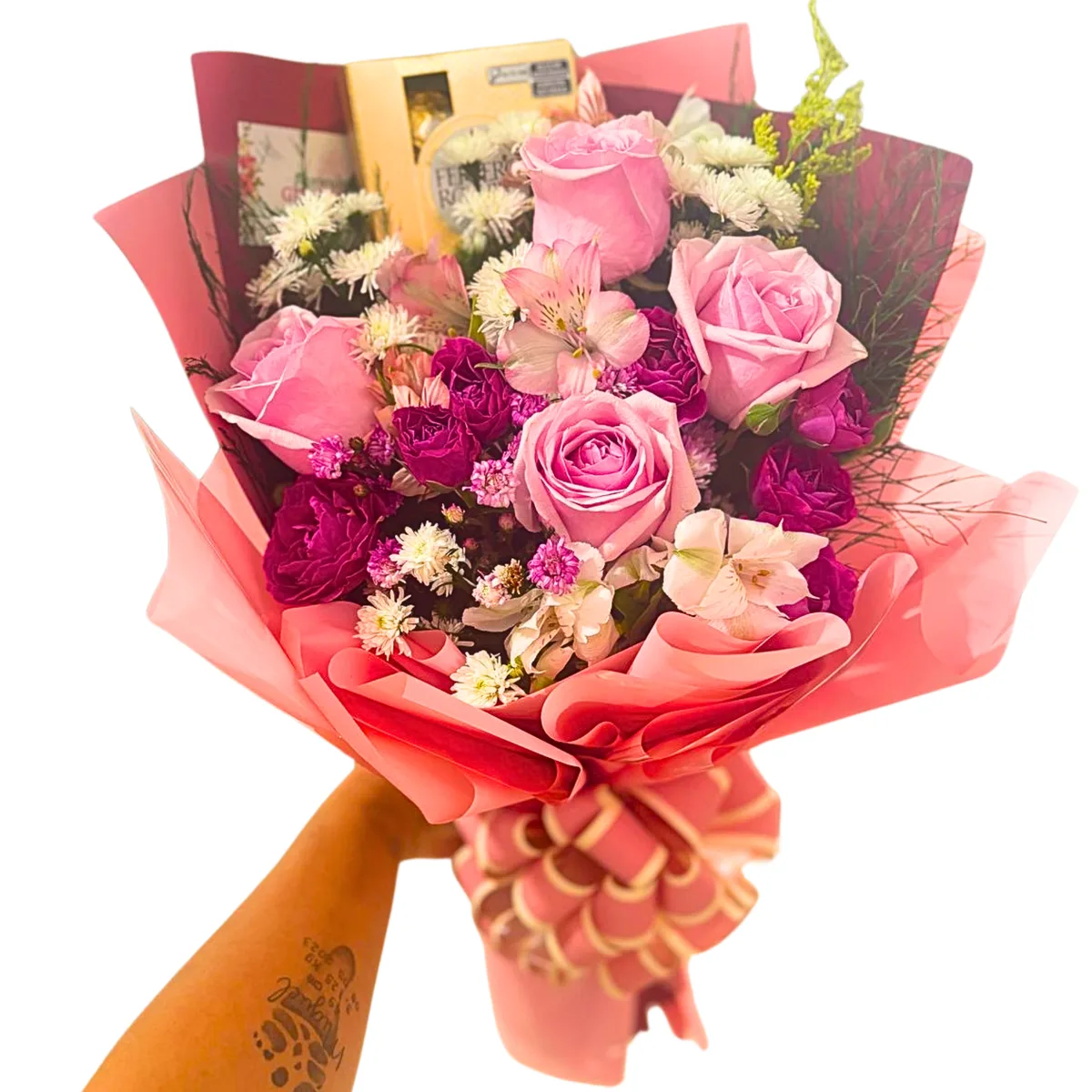 Buquê 4 Rosas cor de Rosa e 4 Ferrero Rocher